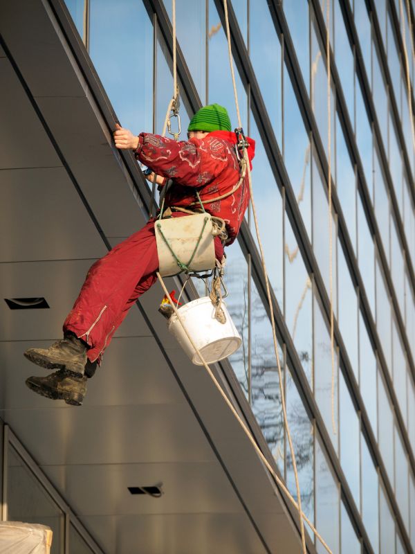 Strip Mall Window Cleaning in Vancouver, WA